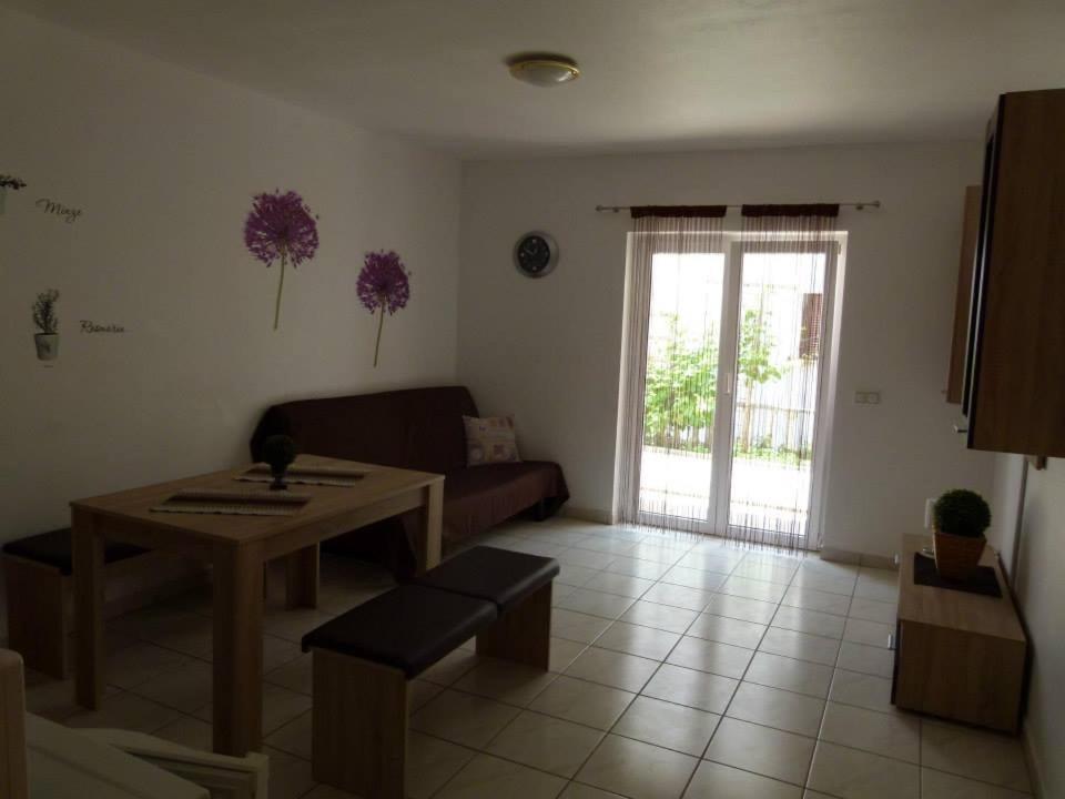 Apartmani Ivanic Vir Exterior foto